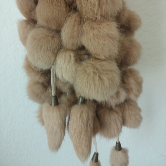 Rabbit fur scarf - Picture 3 of 3